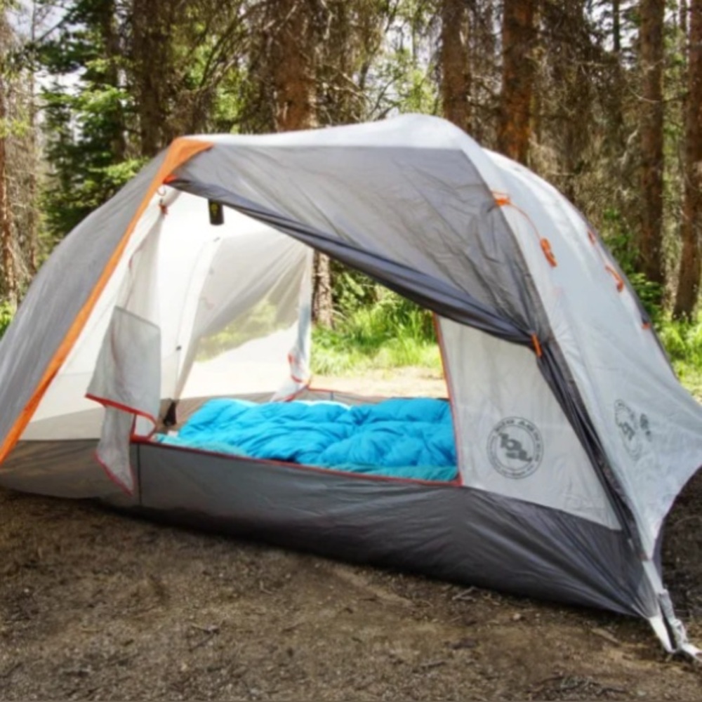 NWT Big Agnes Copper Spur UL mntGLO Tent
